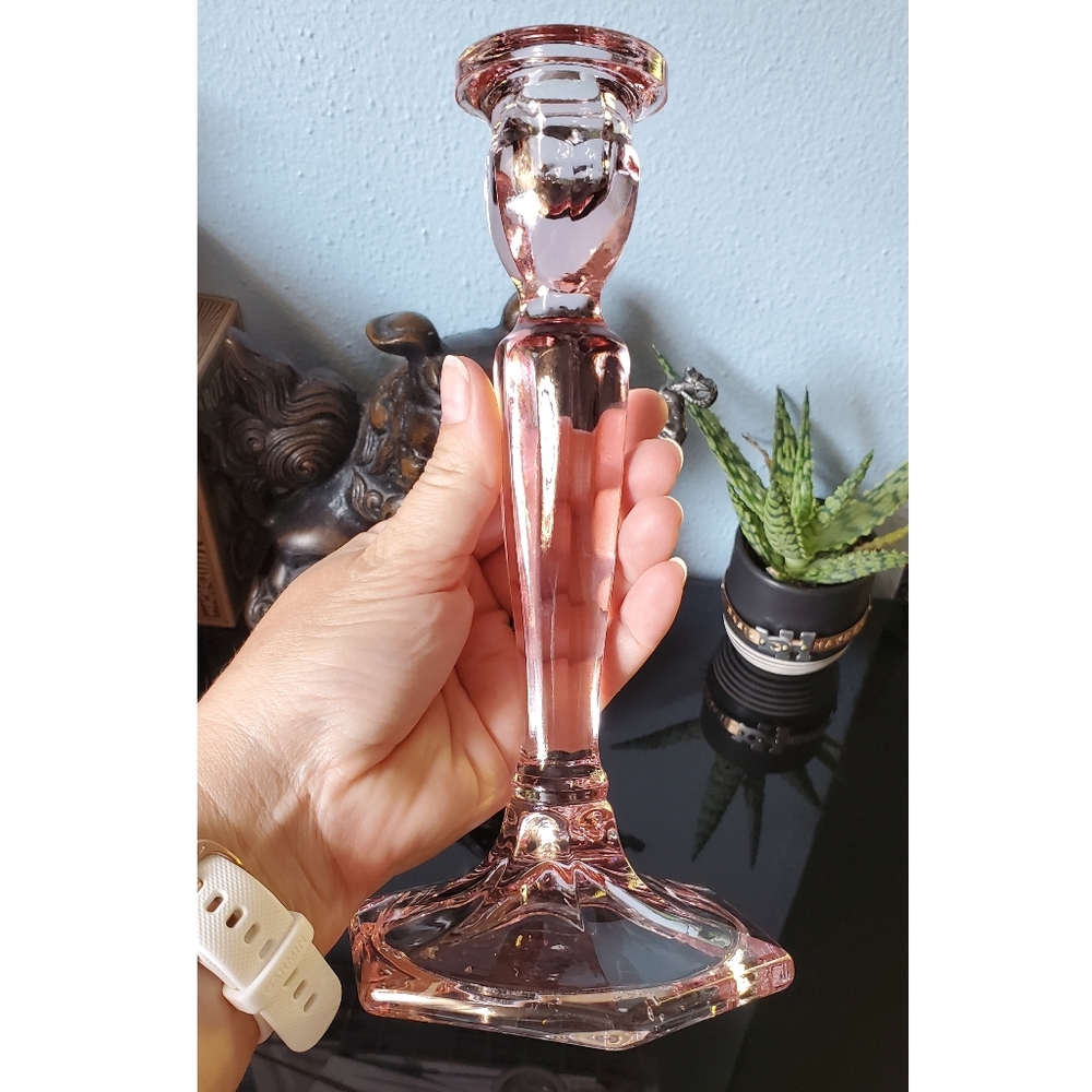 Vintage Fenton pink candlestick holder - Picture 3 of 7